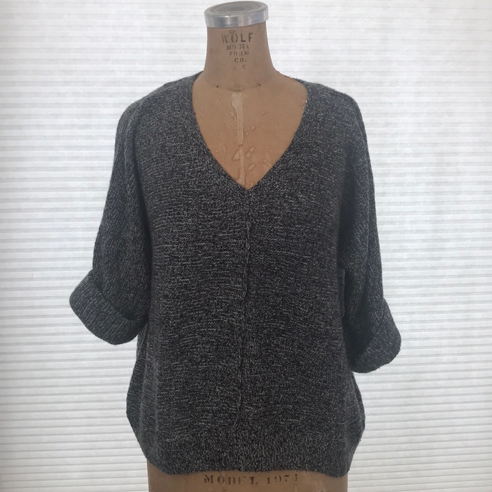 Vneck sweater with seam detail